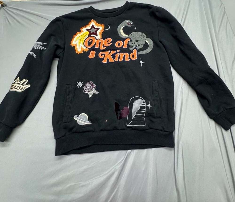 Reason One of a Kind Fleece Crew Sweatshirt Size L Black